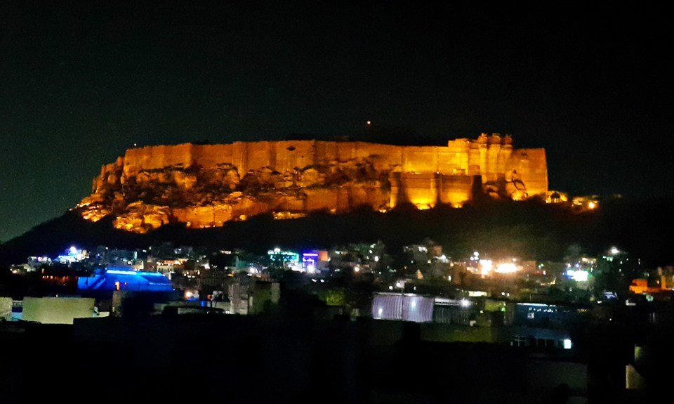 picsart_01-28-01.19.45