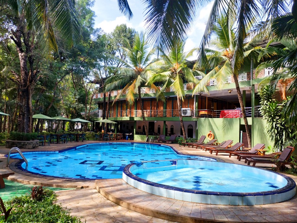 PicsArt_04-05-10.33.19