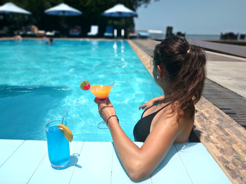 PicsArt_03-24-03.48.44