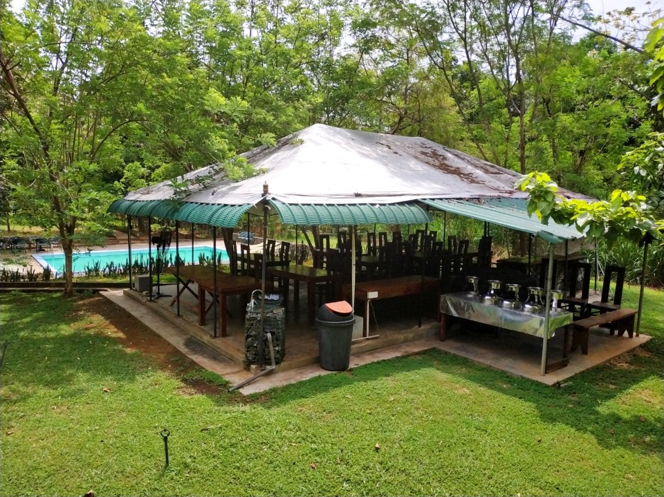 PicsArt_05-11-05.40.32