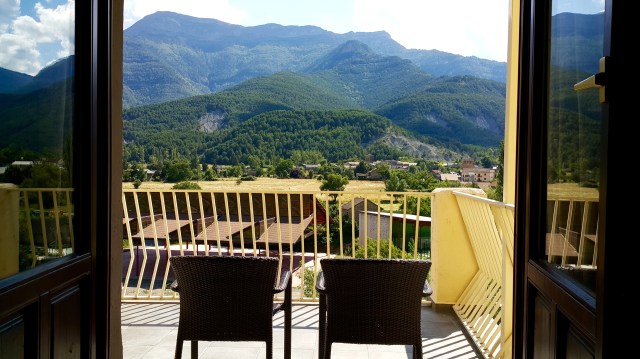 vistas desde el hostal Río Ara
